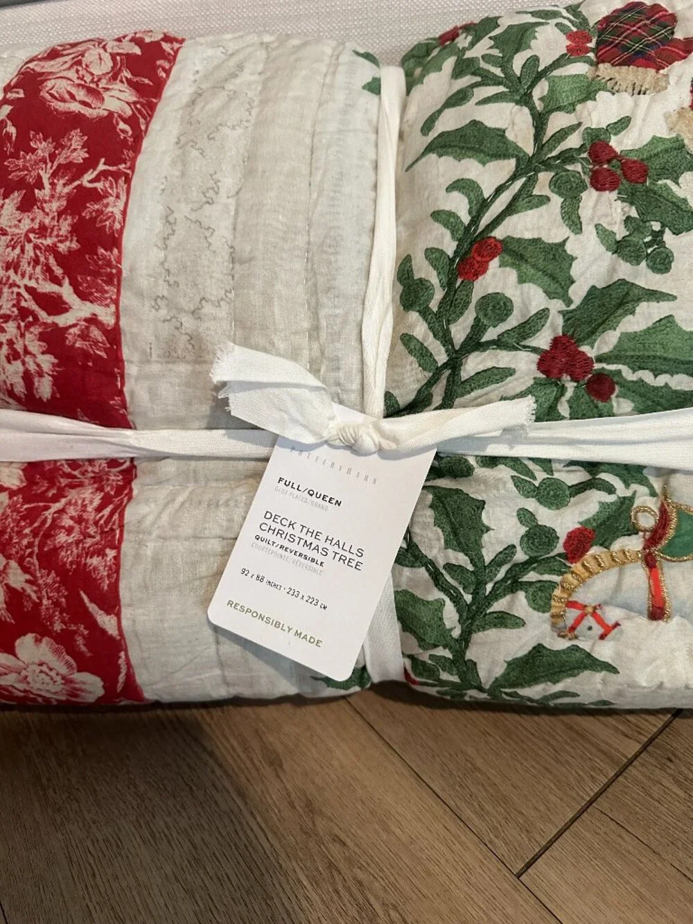 POTTERY BARN Deck the Halls Christmas Tree Reversible Quilt Size Full/Queen NWT